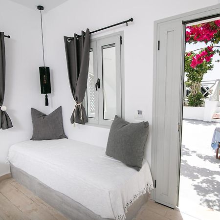 Sensia Luxury Apartment With Hot Tub Oia Exterior foto